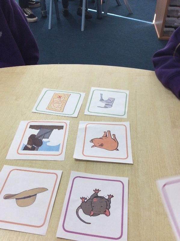 Rat and cat rhyme. Pig and dig rhyme. Tap and map rhyme.
