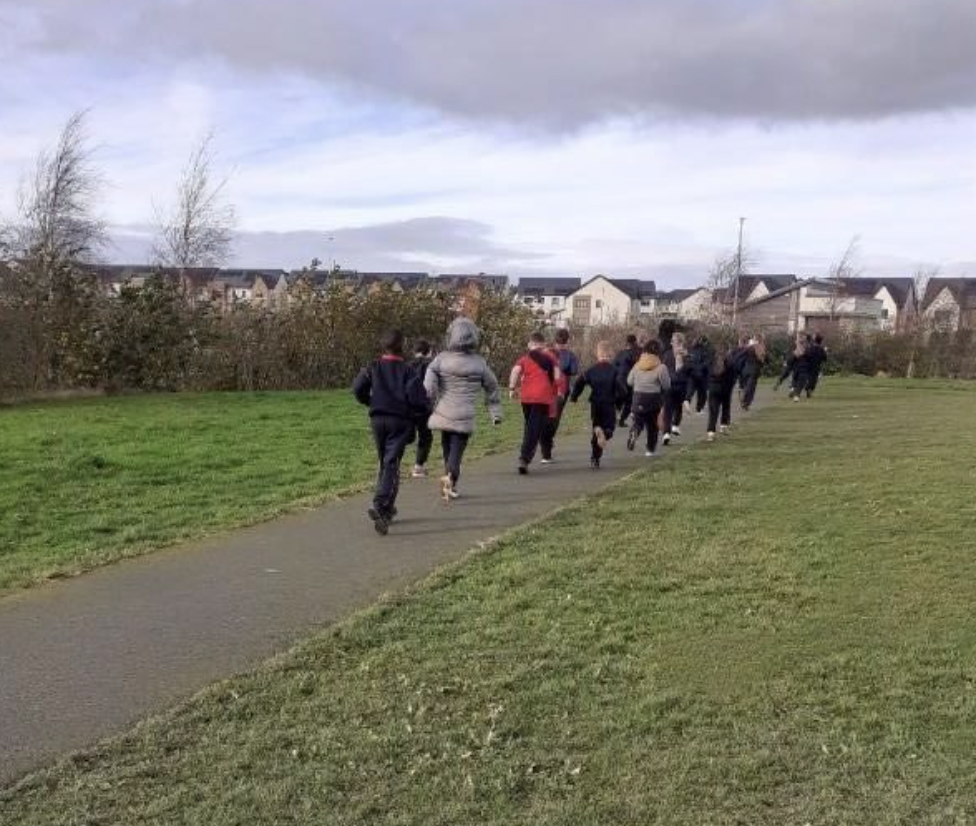 Running laps (8/9)