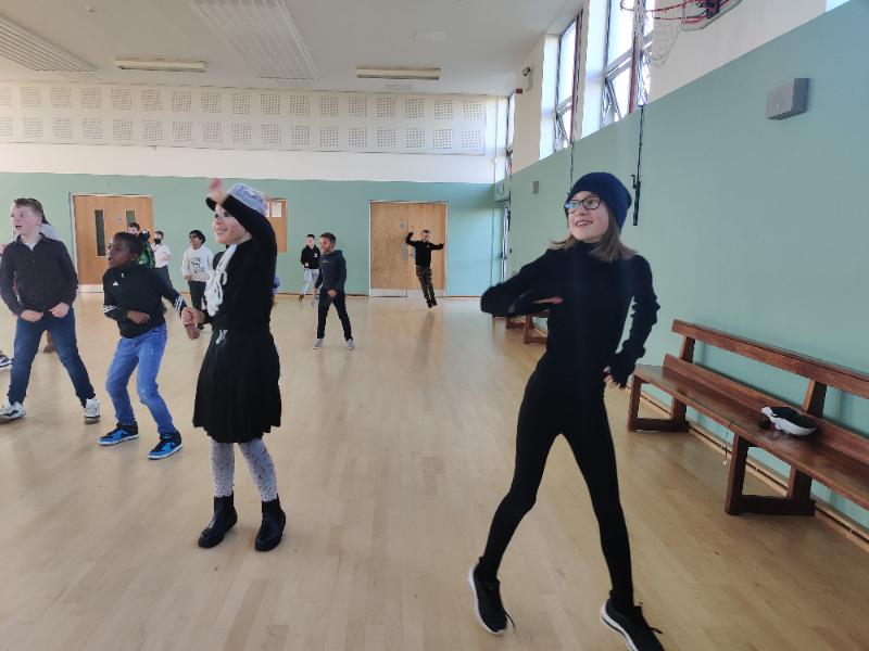 Halloween Disco (17/18)