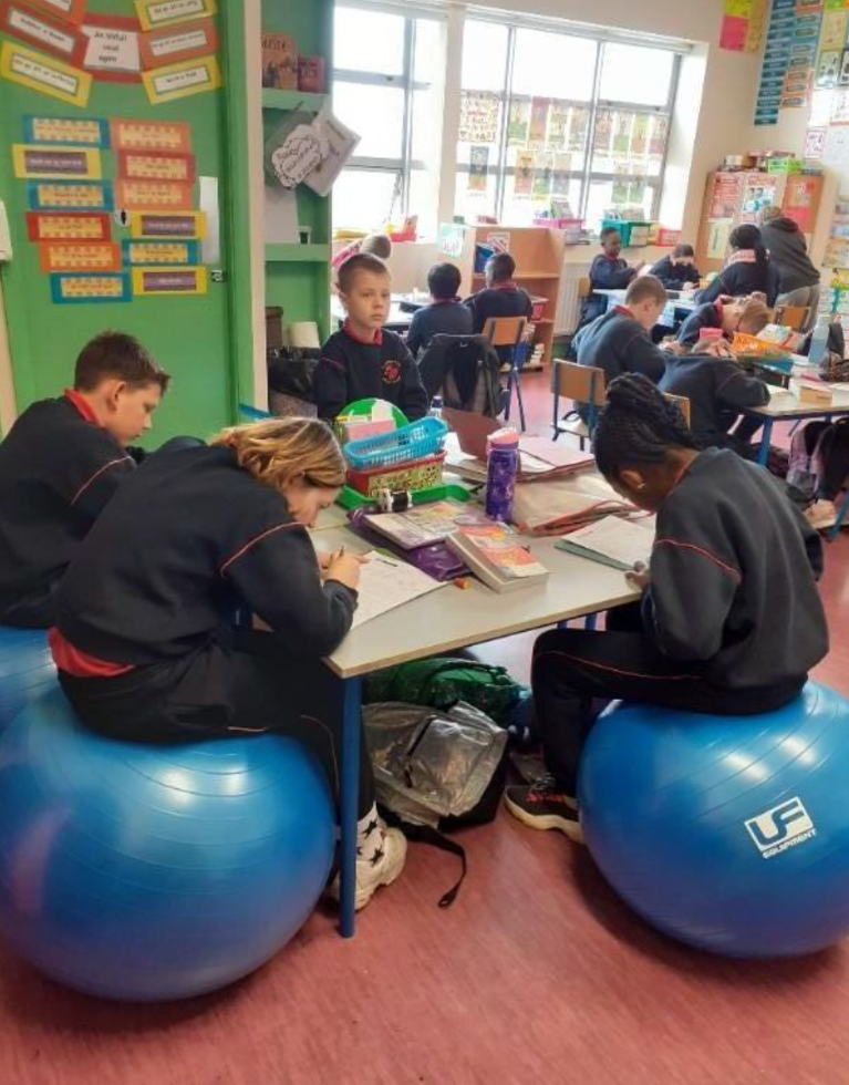 Active Sitting (3/9)