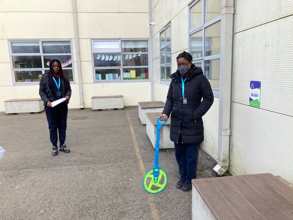 Active Committee Measuring the Walkway (1/9)