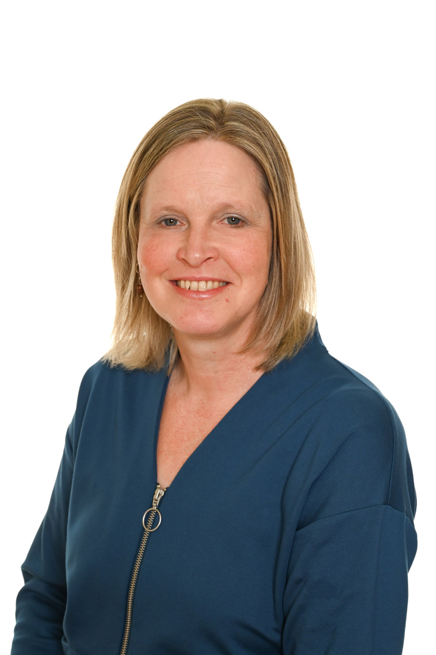 Mrs L Whiteside
