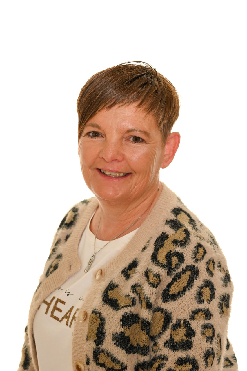 Mrs F Young