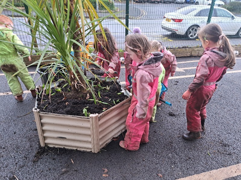 Planting together ❤️