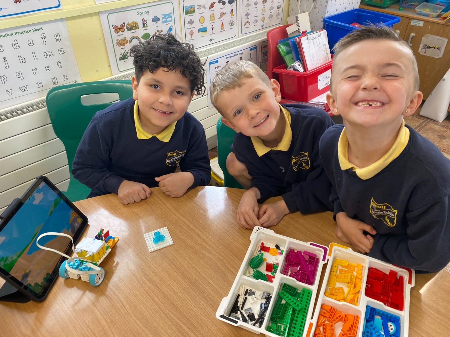 some of our 1st class had a chance to build a moving car too :)