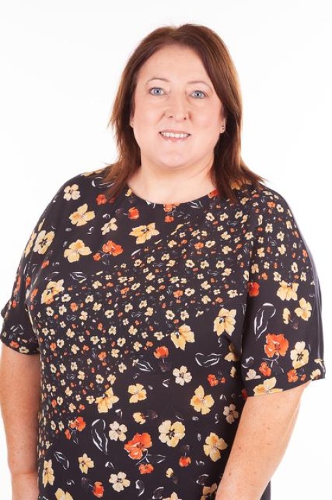 Mrs T Howland