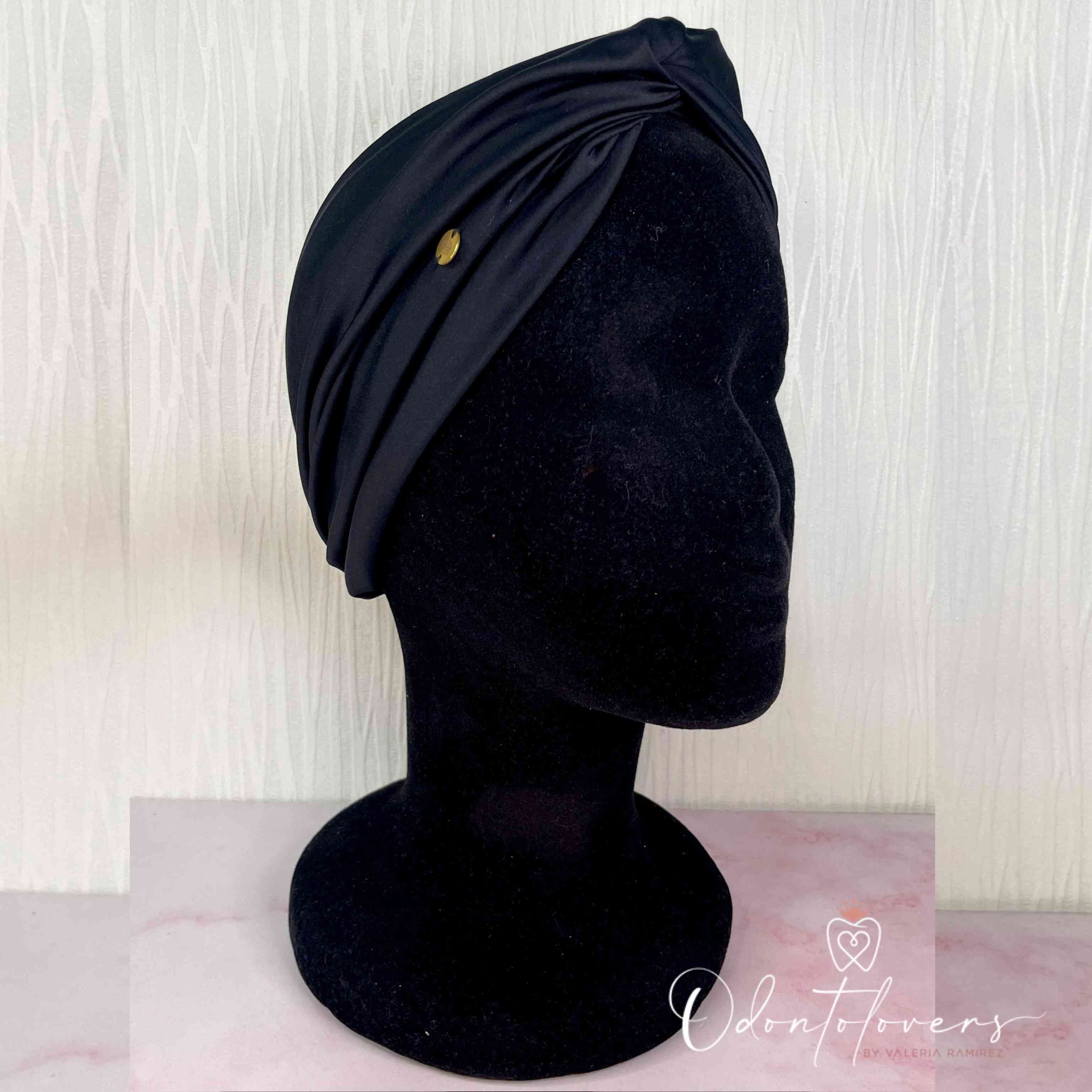 Turbante negro liso 
