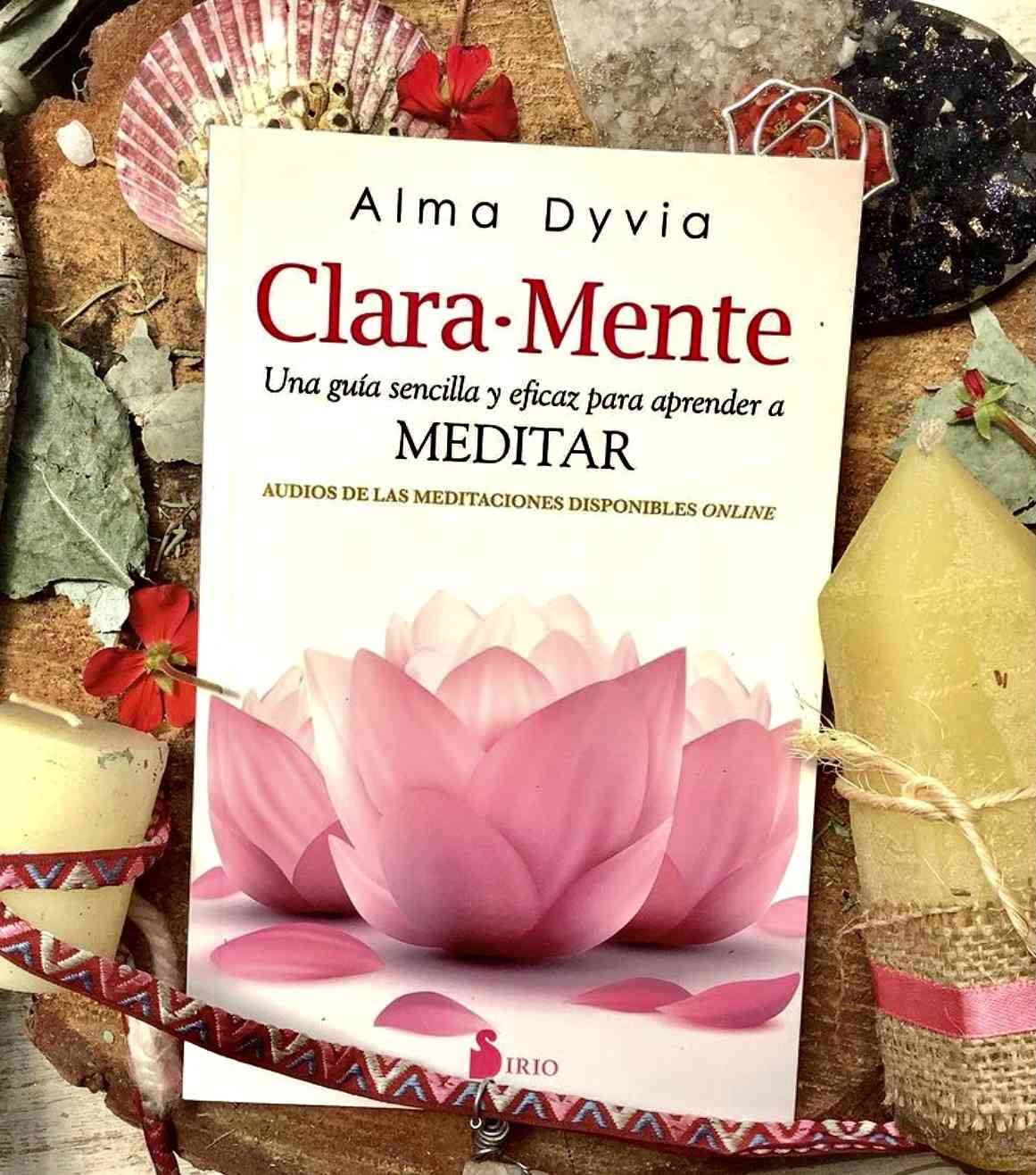 Clara-Mente / Alma Dyvia