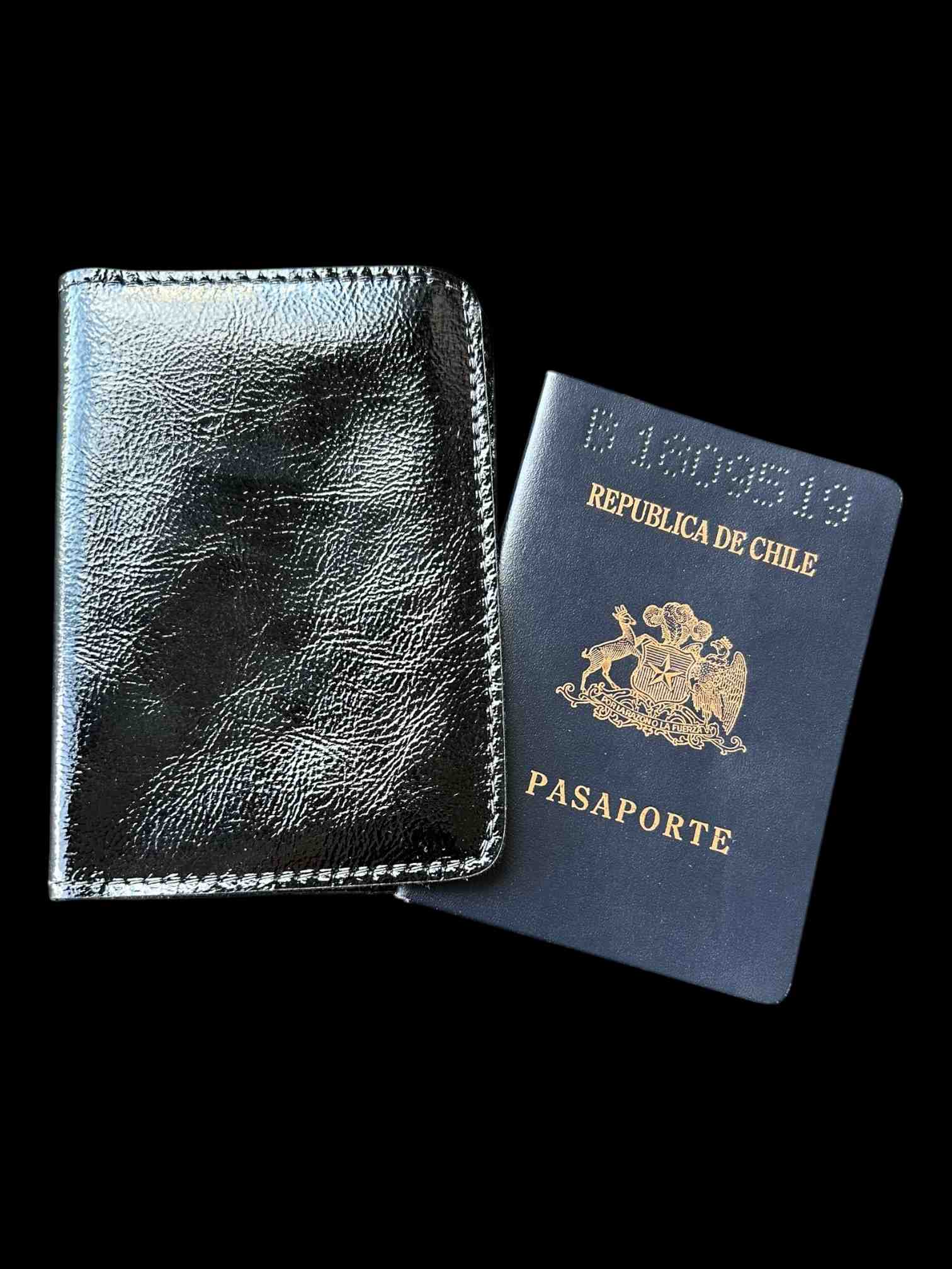 Porta Pasaporte MAXÓ Negro
