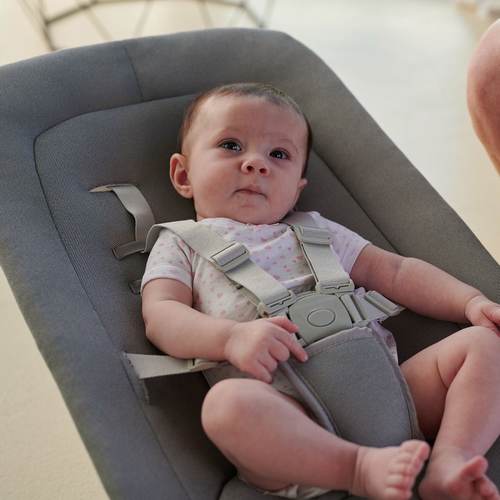 טרמפולינה Rhythm & Sound Baby Bouncer רית’ם אנד סאונד Cool Grey אפור בהיר CHICCO צ'יקו