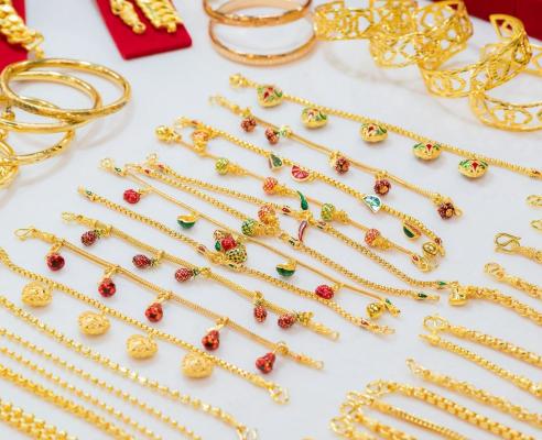 תכשיטים לאישה מומלצים 2025 שלא תרצו לפספס