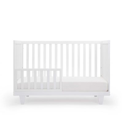 מיטת קיימברידג’ לבנה רהיטי סגל