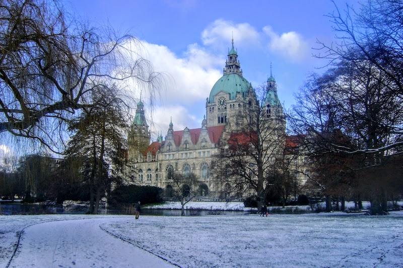 Neues Rathaus - El ayuntamiento de Hannover nevado