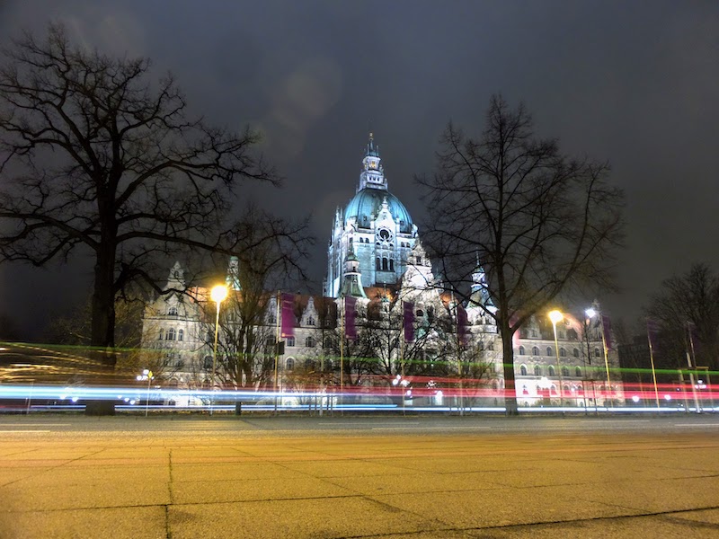 Neues Rathaus - El ayuntamiento de Hannover de noche