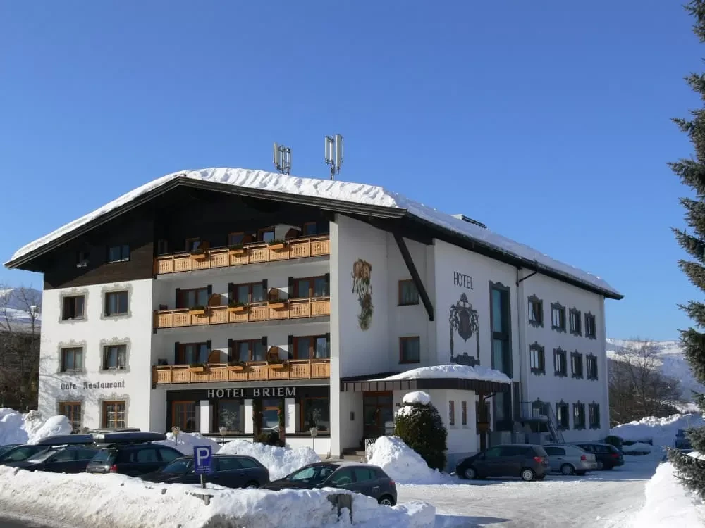 Hotel Briem Exterior
