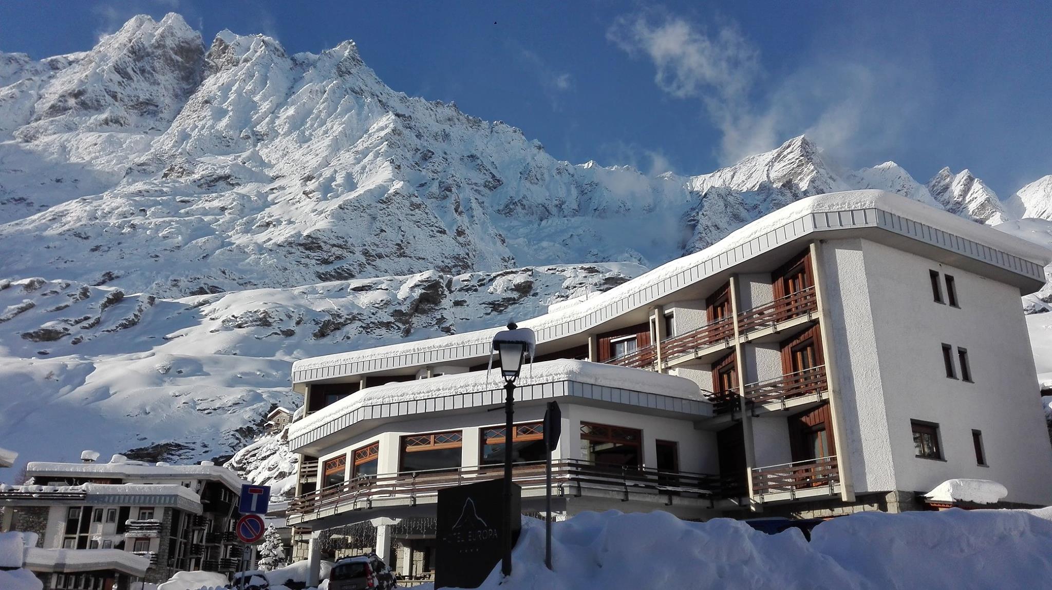 Ski Holidays to BreuilCervinia 2023/2024 J2Ski