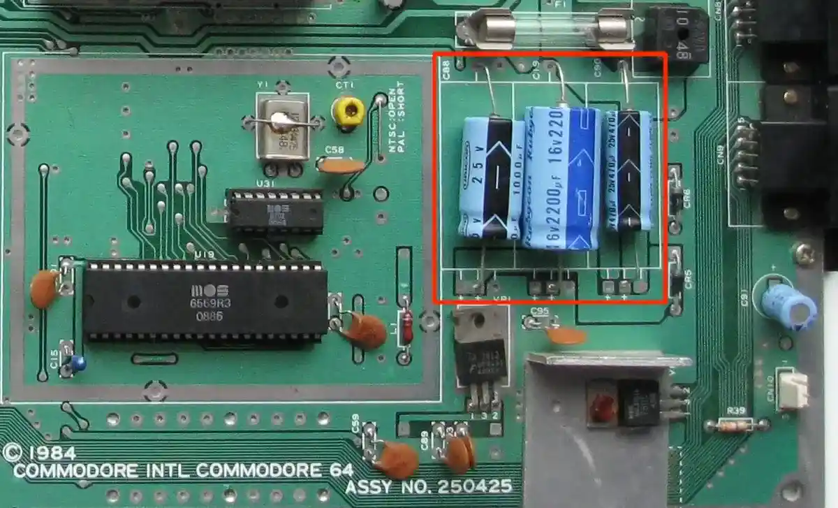 axial-capacitor
