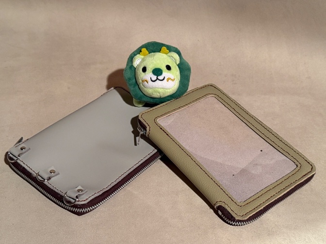 オフィススタンプが入る名札ケース(本革製)