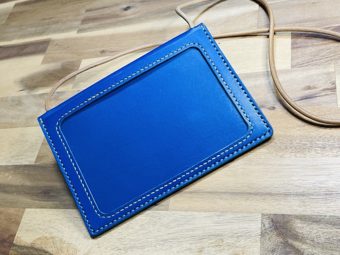 お好きな色で名札ケースをレザーで作ります