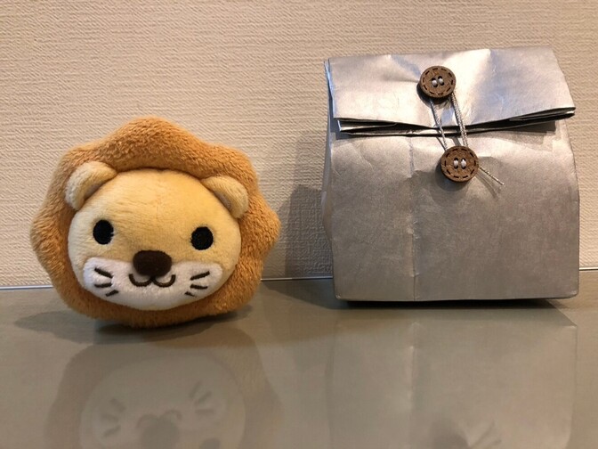 玉どめの可愛い😍小物入れ
