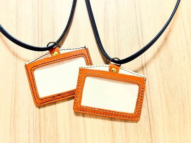 お好きなステッチカラーで名札ケース作ります！➕刻印無料