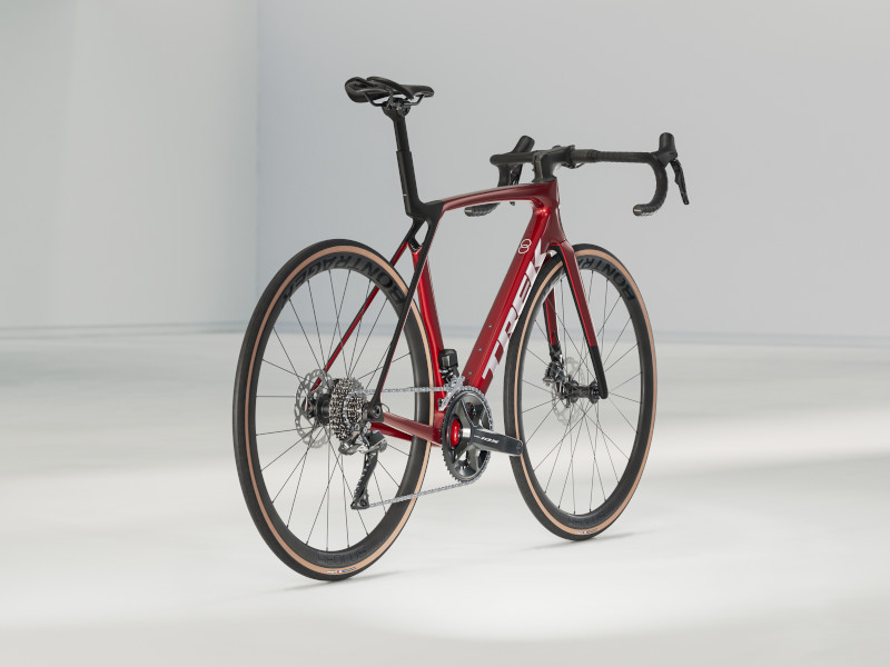 Rower Szosowy Trek Madone SL 6 2025 Crimson