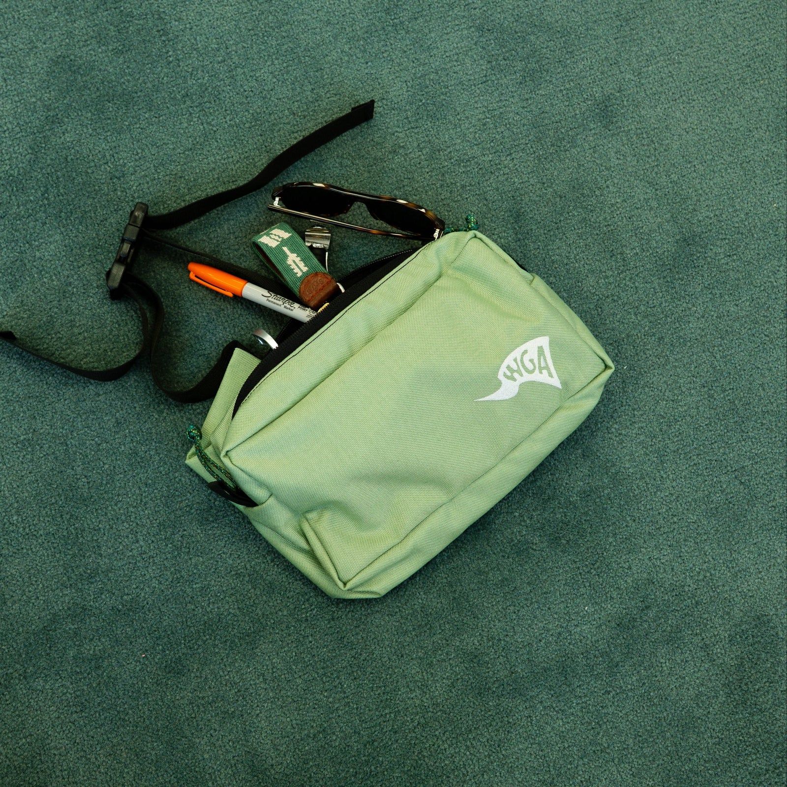 Sugarloaf Social Club WGA Caddie Sling 