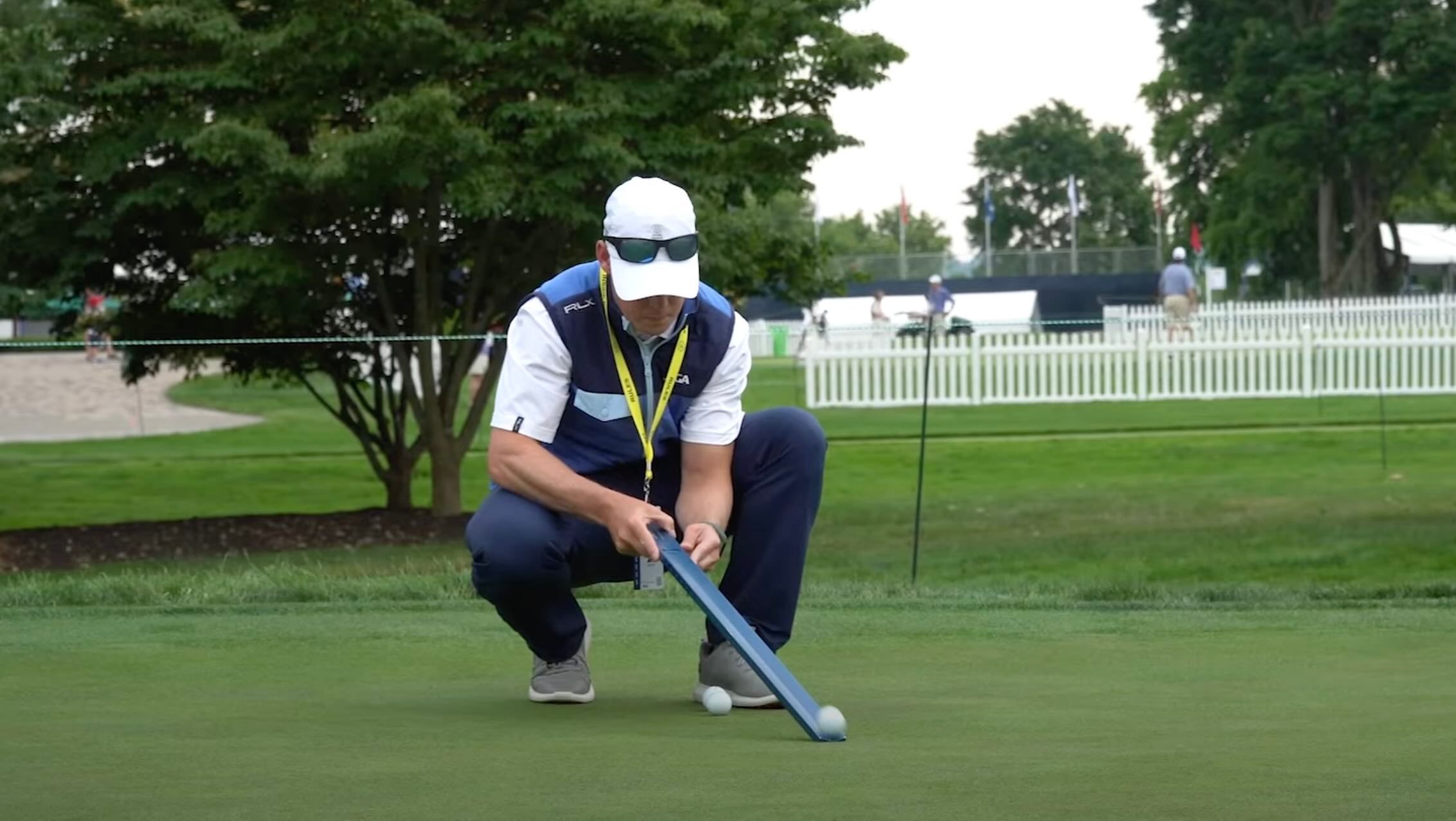 Stimp meter USGA.jpg