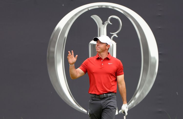 Nothing Can Shake the Portrush Crowd Off of Rory McIlroy, Not Even a Scheffler Runaway