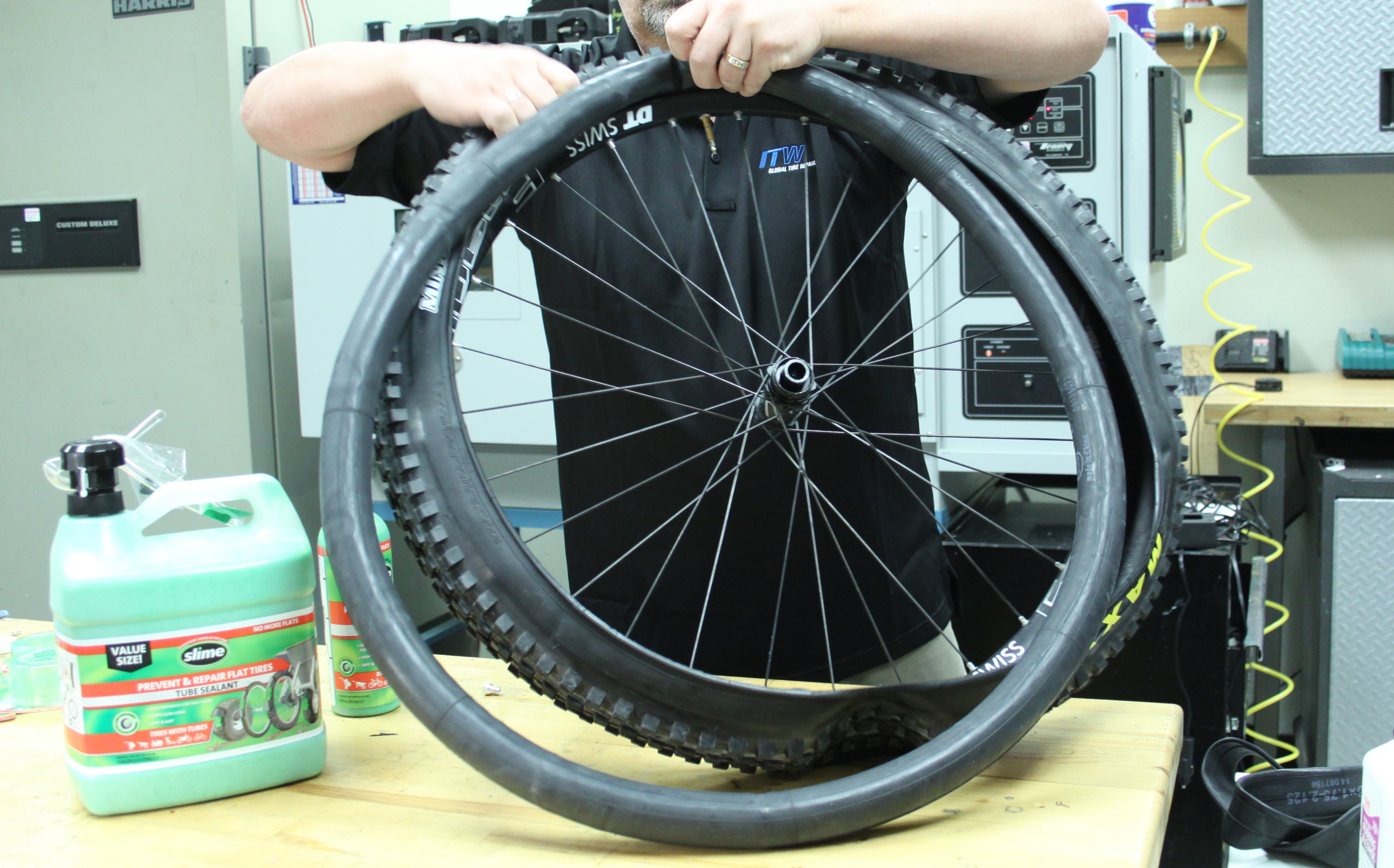 Re-assembling a bicycle tire with a new tube