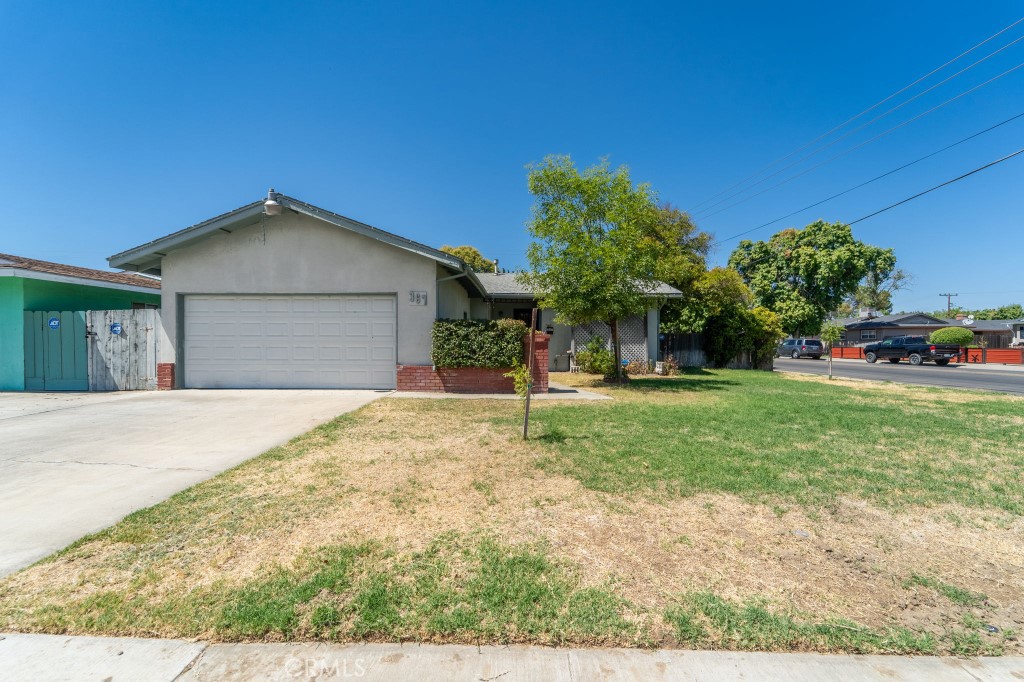 367 N Santa Inez Street, Los Banos, CA 93635