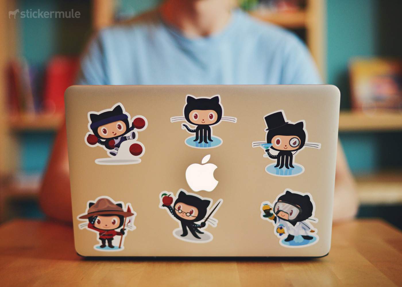 notebook com adesivo personalizado
