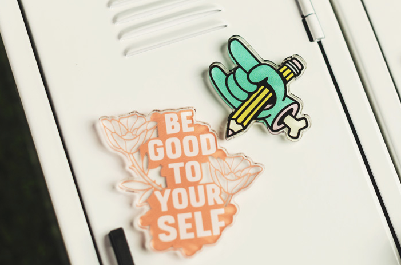 best acrylic magnet design