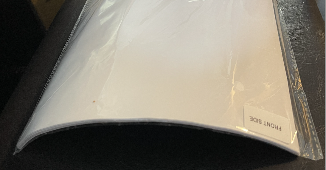 Foto de papel vinílico barato. Este lote completo tendrá que ser descartado.
