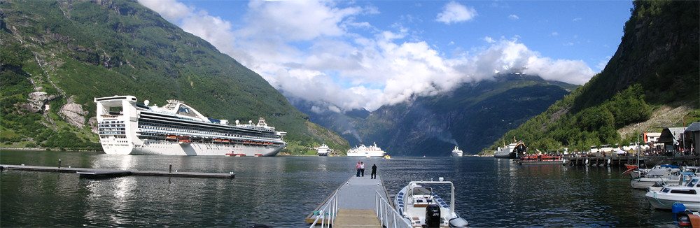 Geiranger Norge cruise cruiseskip skip