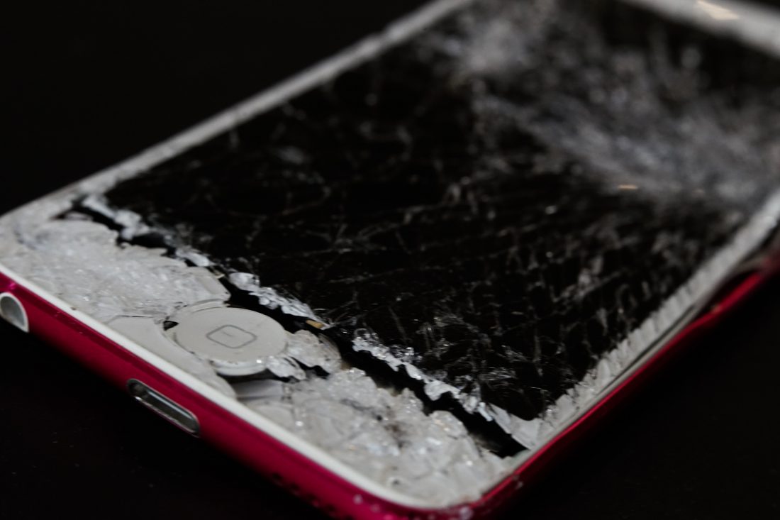 Skal kunne reparere iPhone selv fra neste år - Cnytt.no