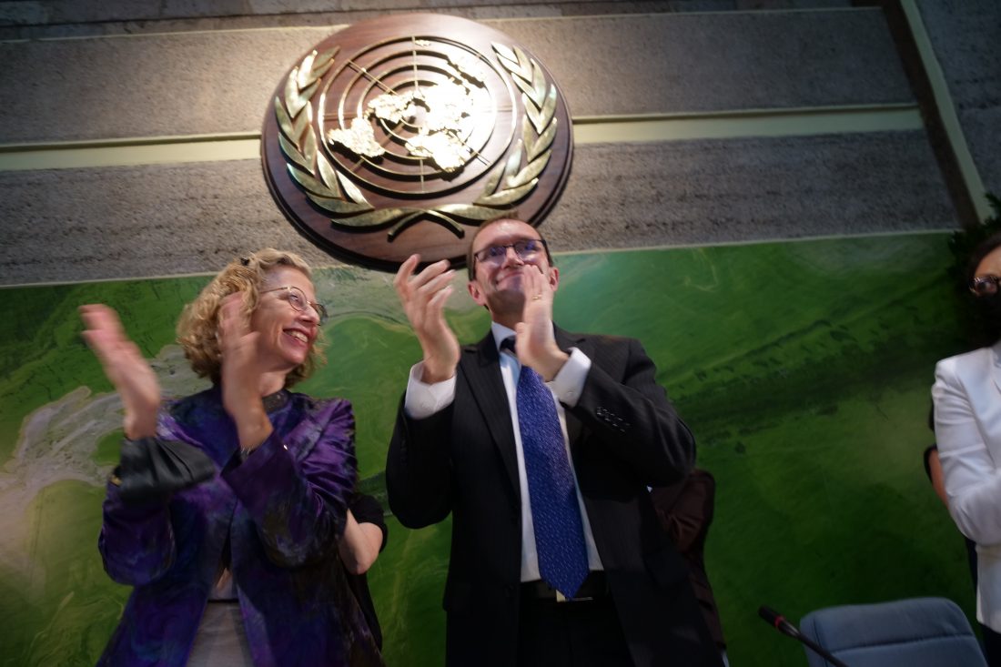 Espen Barth Eide har ledet forhandlingene om plast, da Norge har hatt rollen som presidentskap i FNs miljøkonferanse. Foto: Martin Lerberg Fossum