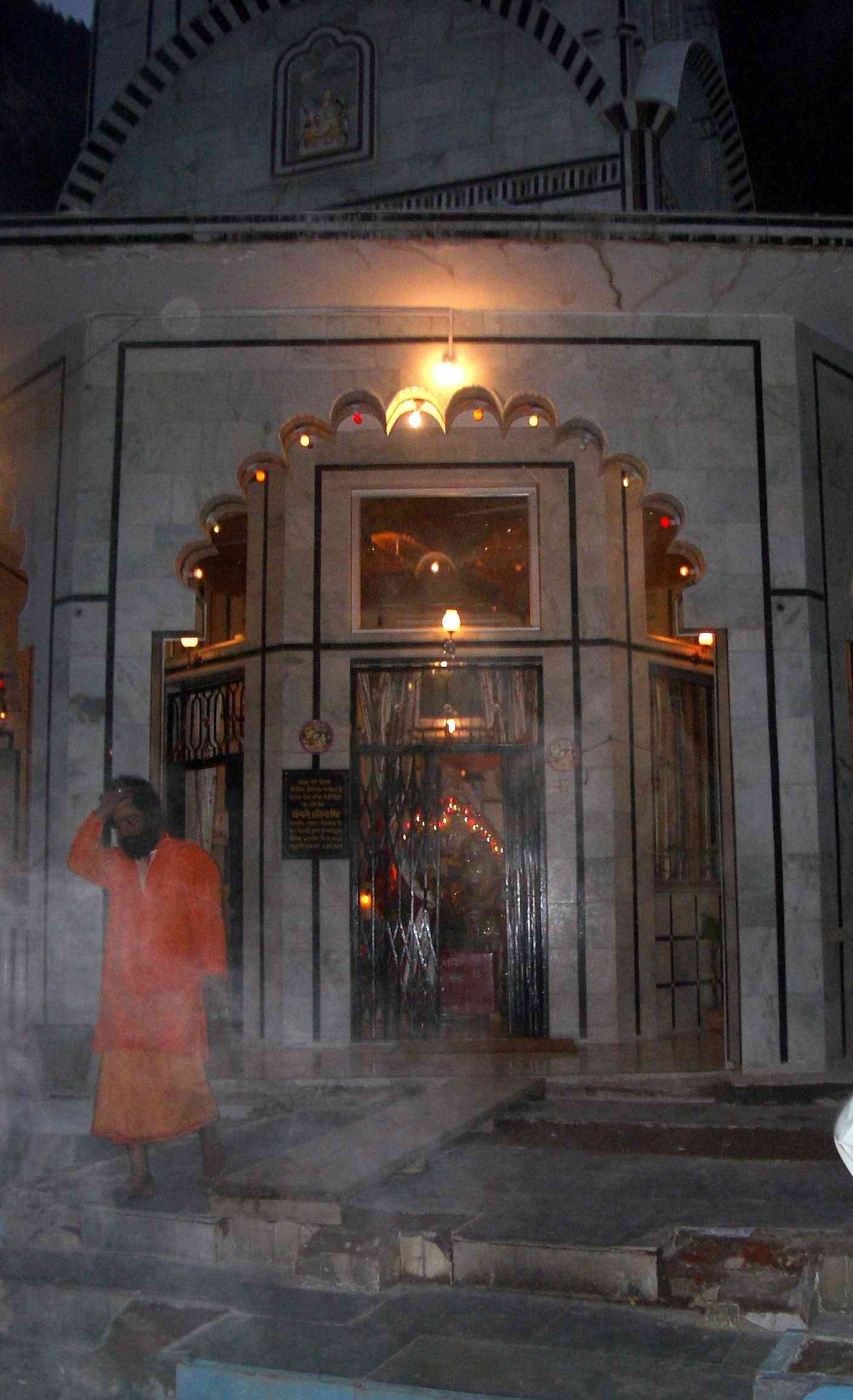 Steam from Manikaran baths, 2004