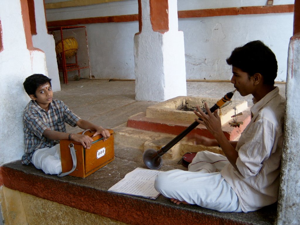 Musicians in Bull Temple.jpg