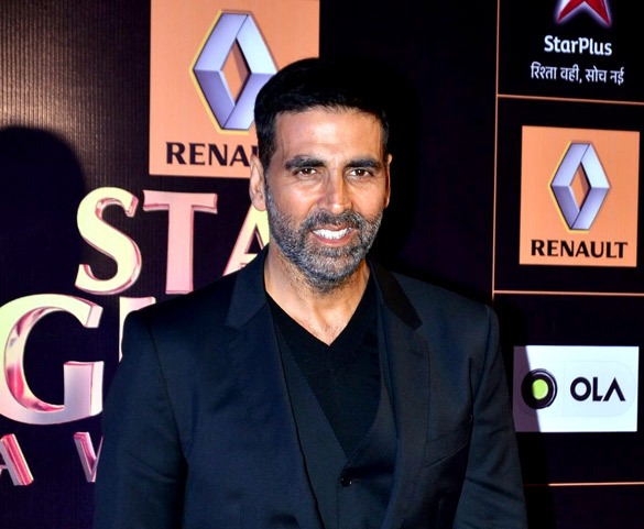 Akshay Kumar at Star Guild Awards.jpg