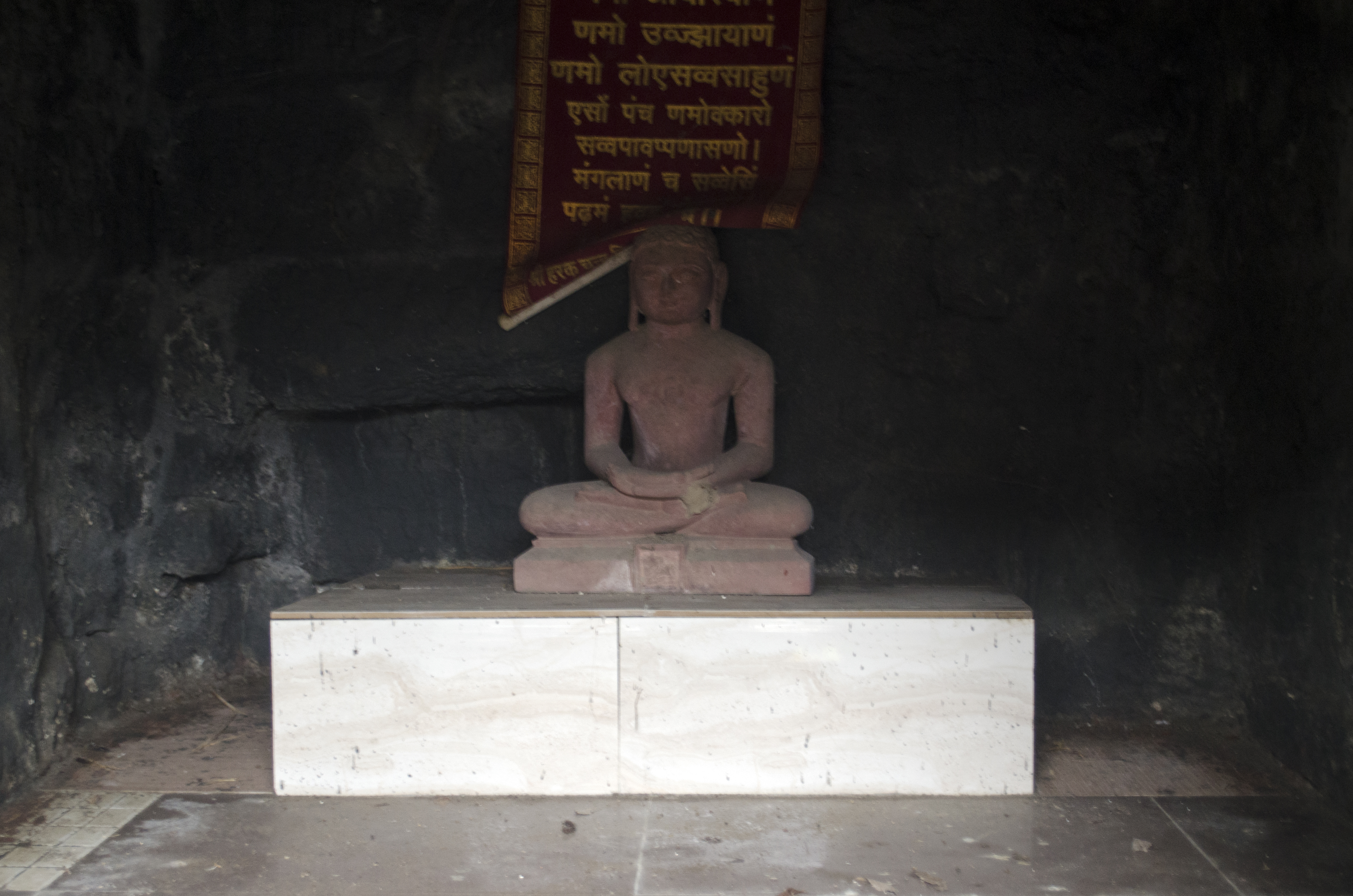 Tirthankar statue