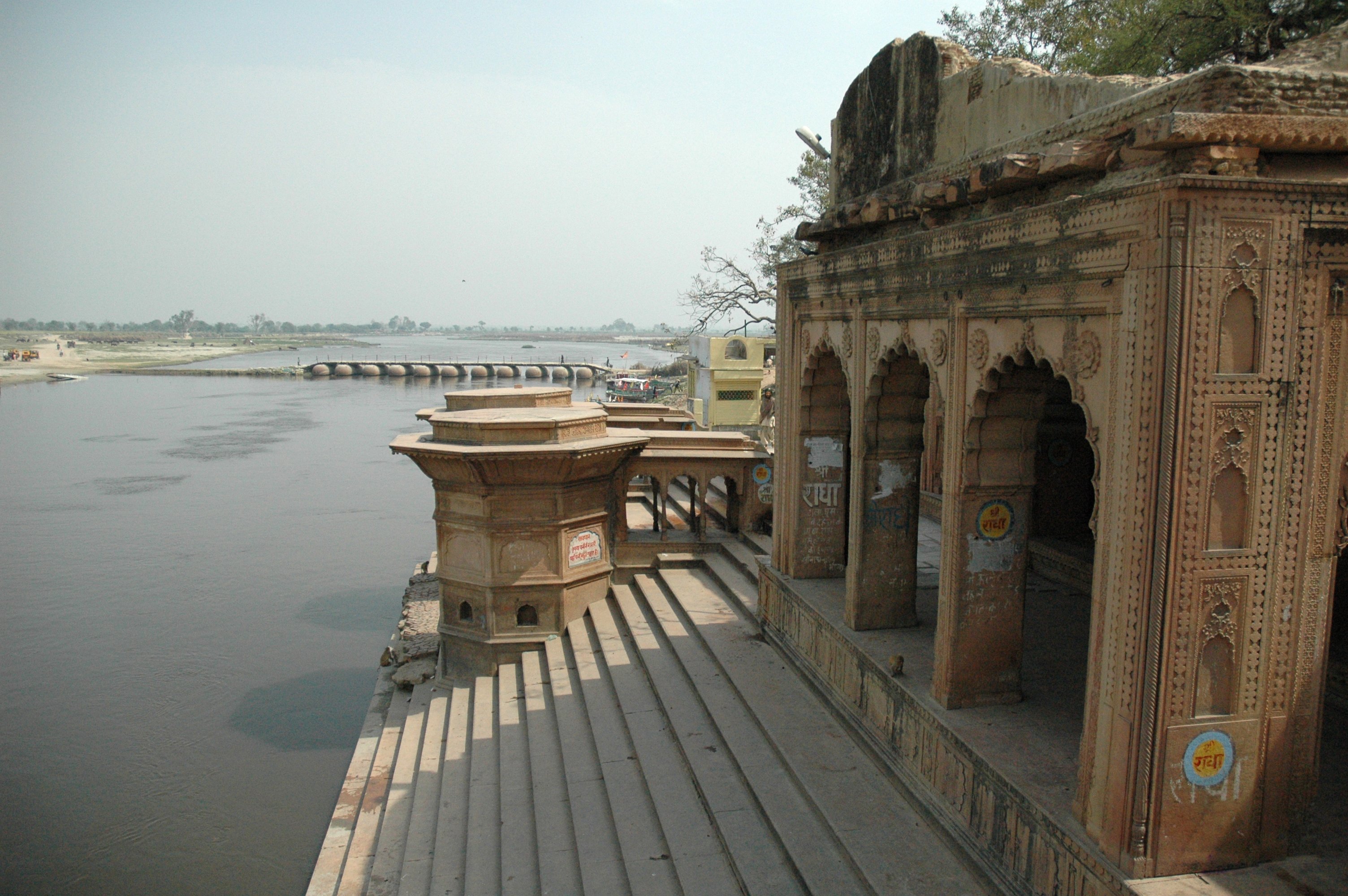 Kesi Ghat on banks of the Yamuna river
