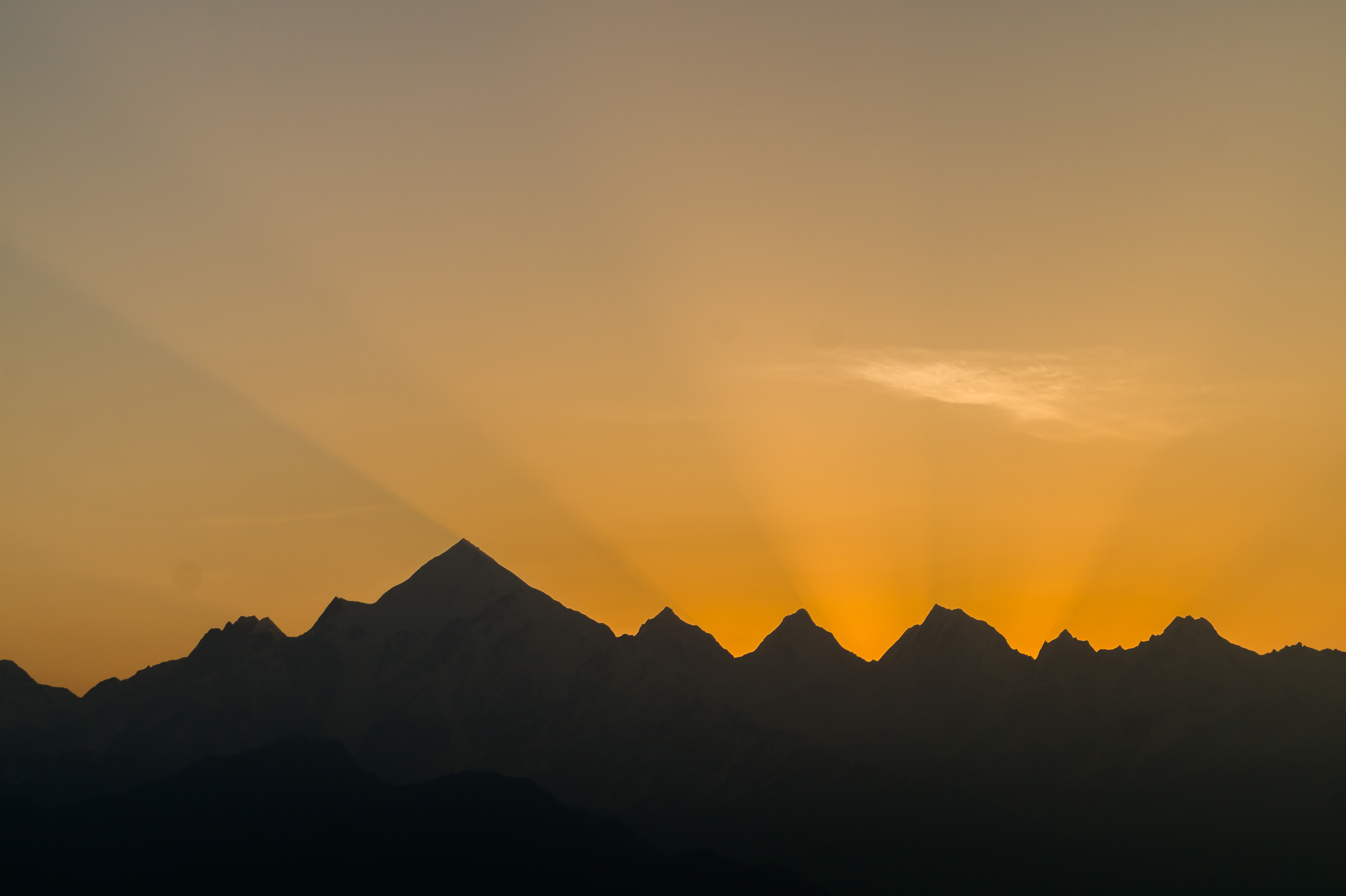 Panchchuli II at dawn.jpg