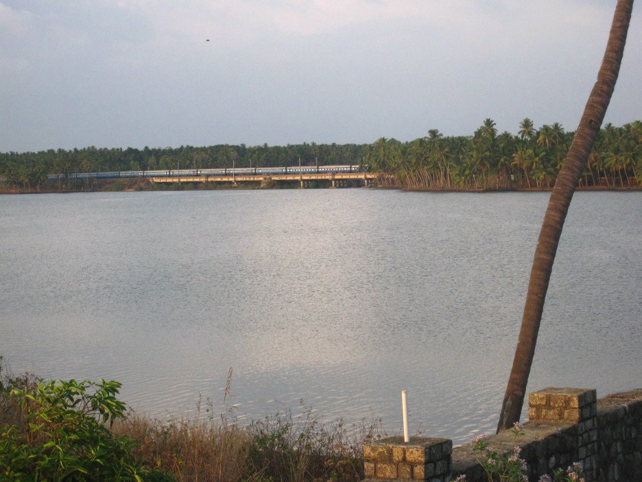 Edava-Nadayara Lake & Kappil Railway Bridge