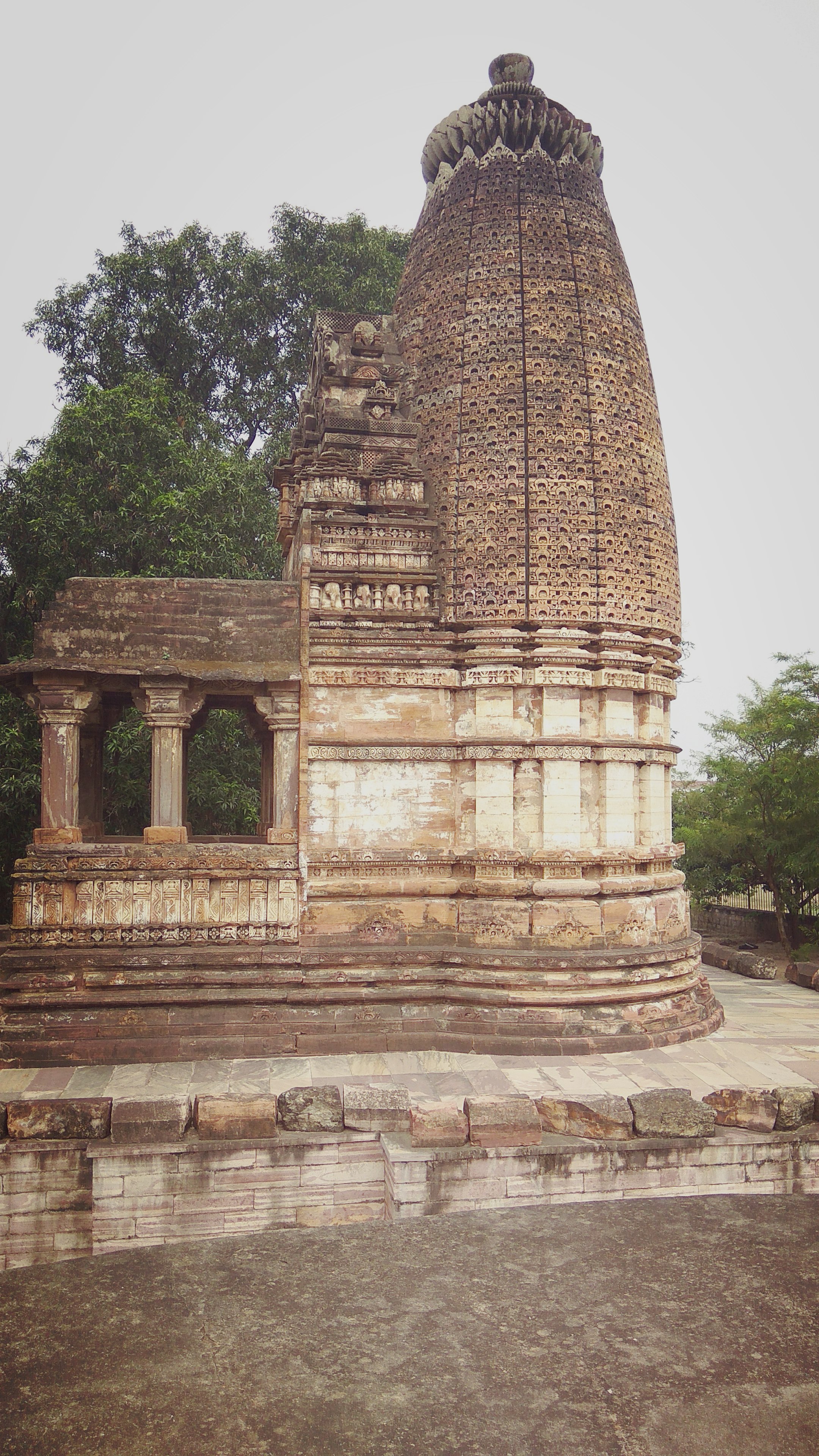 Chandreh temple