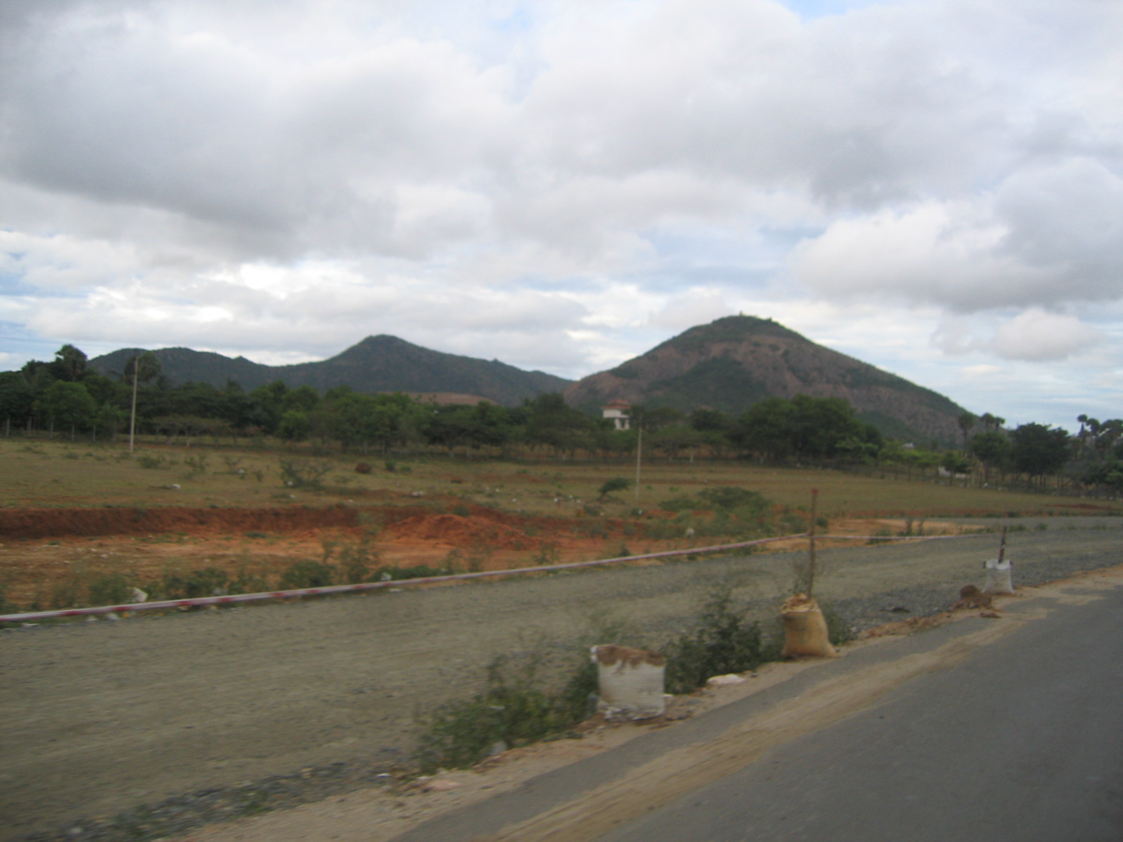 Palghat-Coimbatore NH 544 - NH 66 (re-numbered NH 47) runs through the gap
