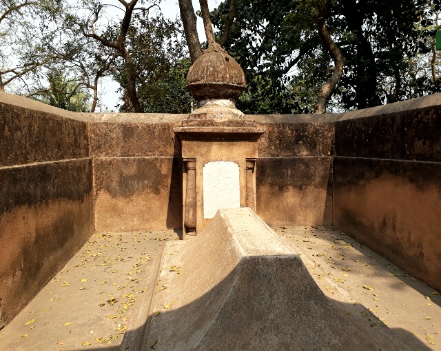 Mir Madan’s tomb