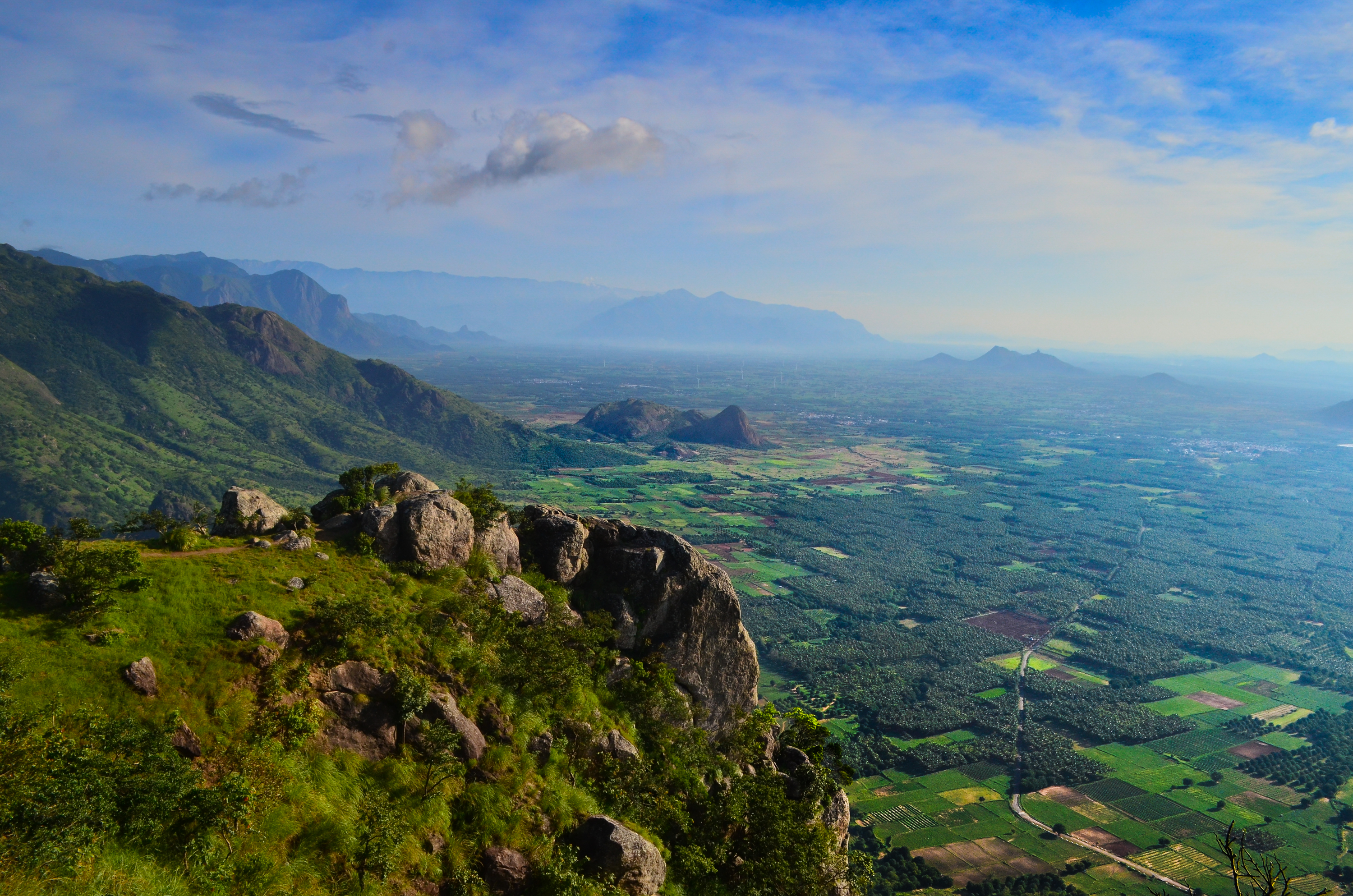 view of tamilnadu from ramakkalmedu viewpoint