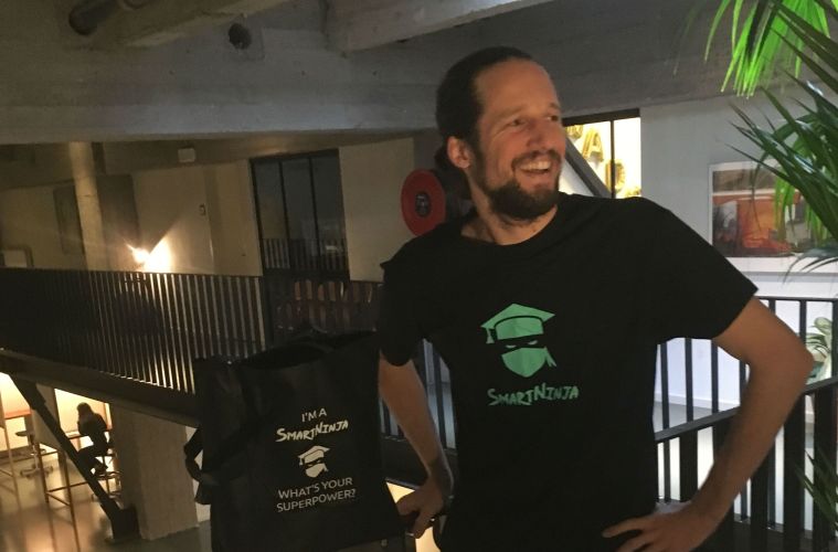 Antwerps IT-bedrijf SmartNinja speelt in op enorme vraag: “We leren studenten gratis programmeren!”