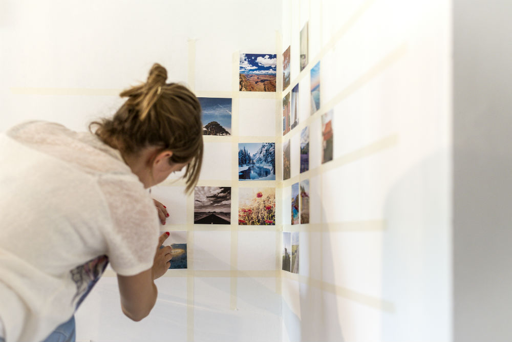 Comment décorer un mur avec des photos?